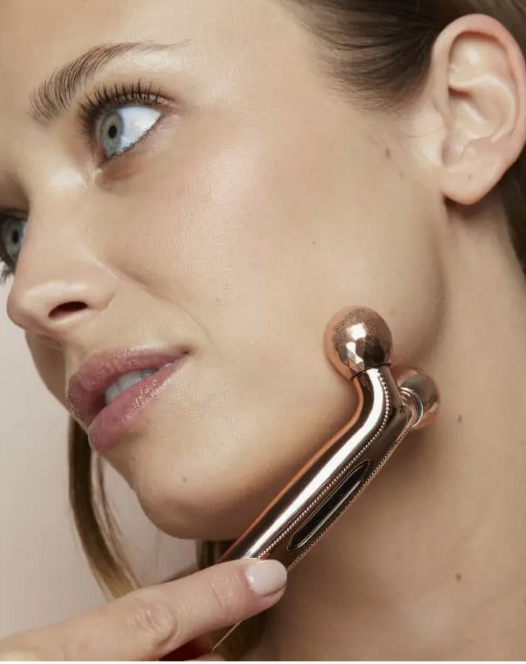 SMWYL Facial Massage Roller image 1