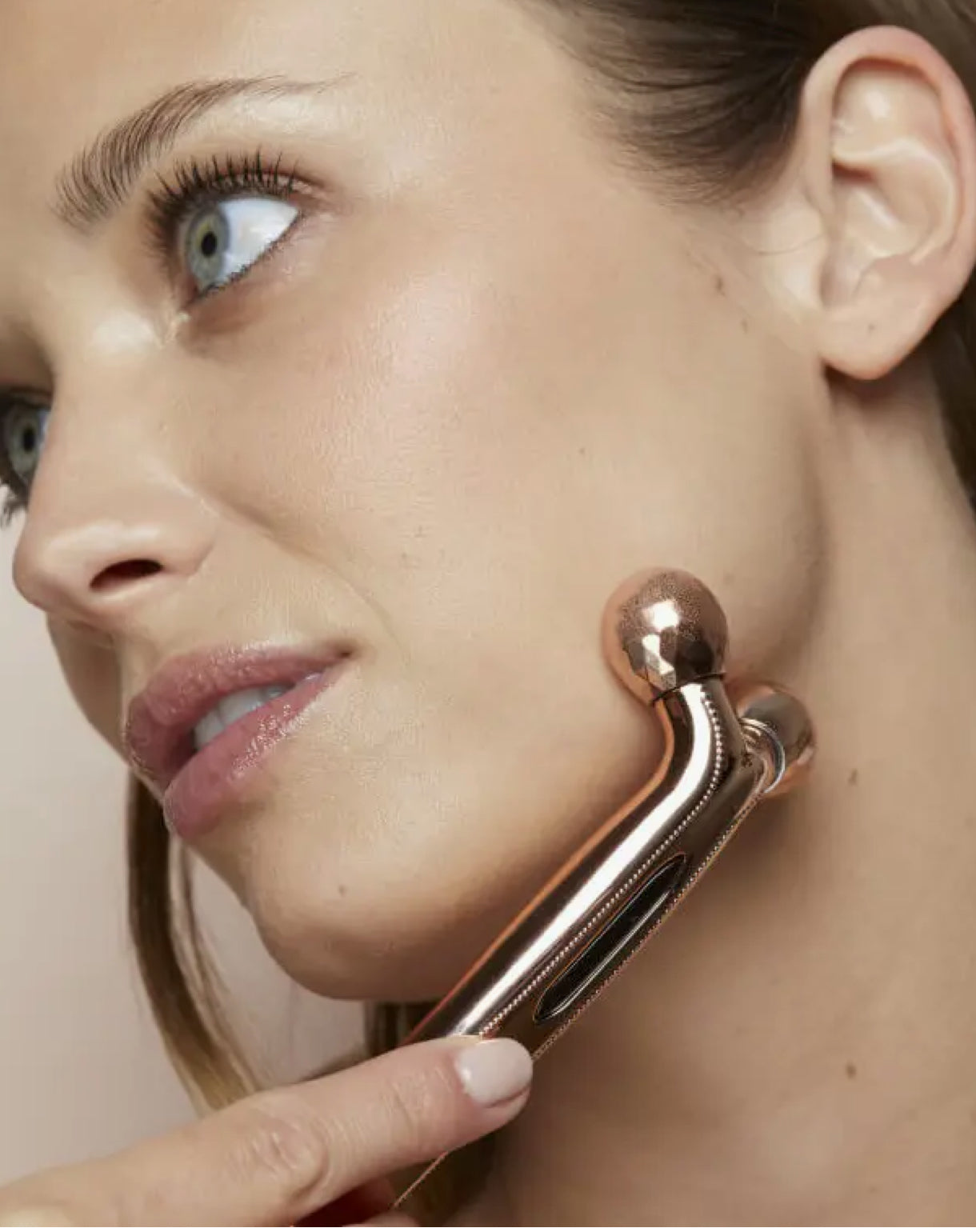 SMWYL Facial Massage Roller image 1